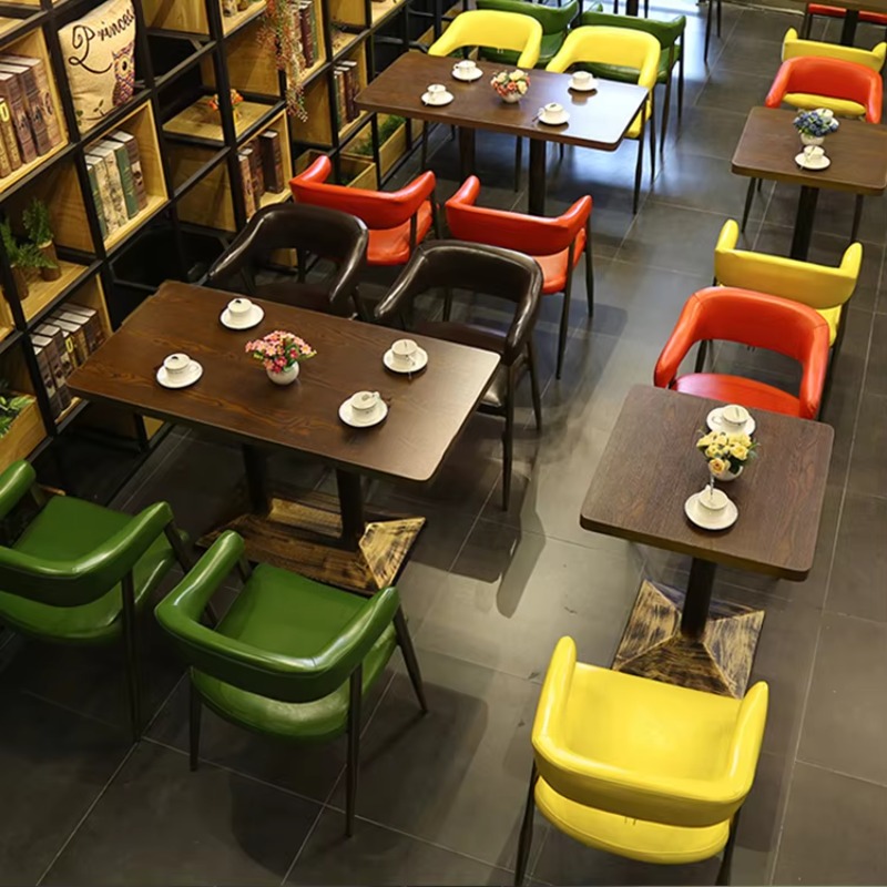 Interior Design Of Cafe - Tables et chaises intérieures de restaurant,