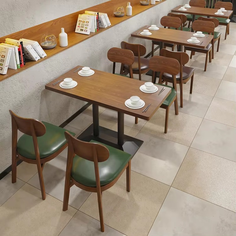 Tables et chaises intérieures  - Interior Design Of Cafe avis et prix