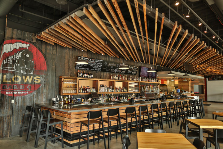 Comptoir de bar en bois, desig - Interior Design Of Cafe avis et prix